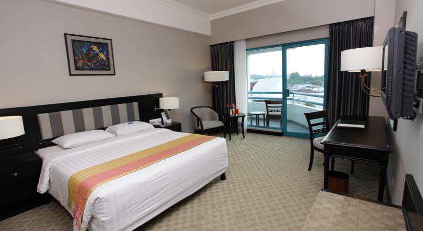 Blue Sky Hotel