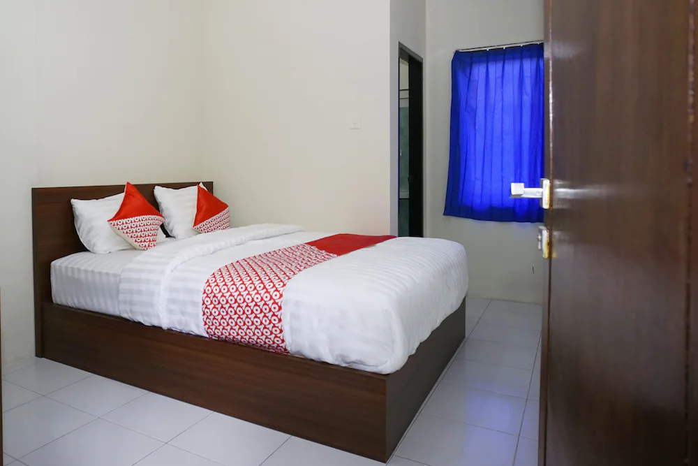 MIM Guest House Syariah by OYO Rooms