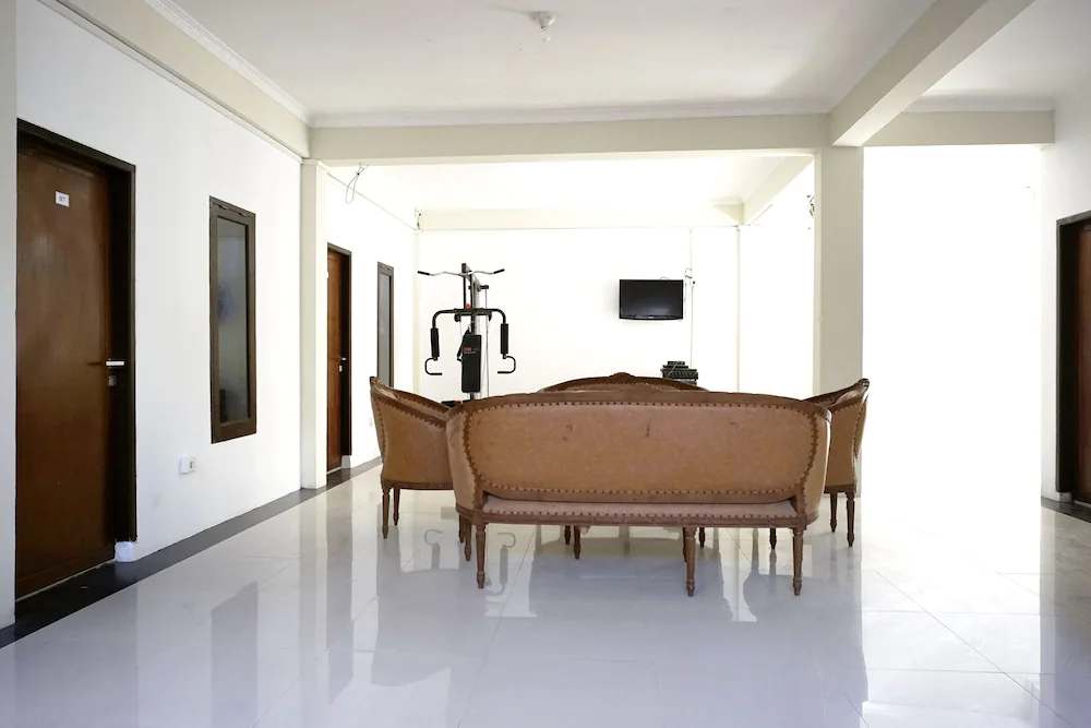 MIM Guest House Syariah by OYO Rooms