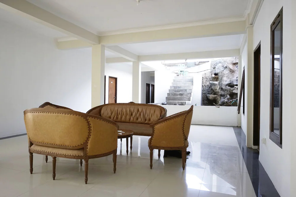 MIM Guest House Syariah by OYO Rooms