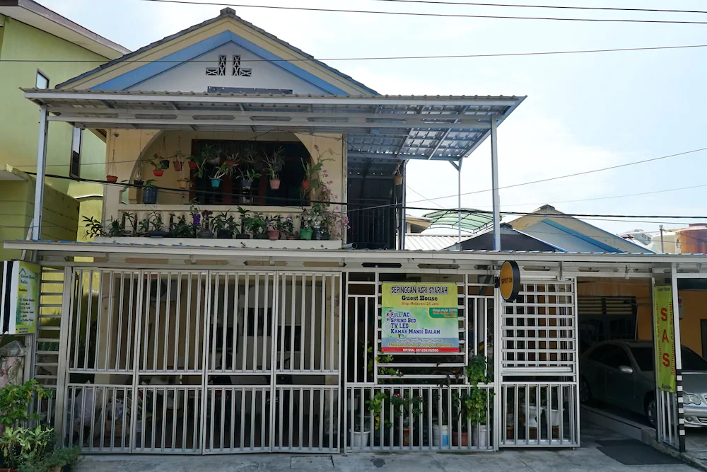 Sepinggan Asri Syariah Guesthouse by OYO Rooms