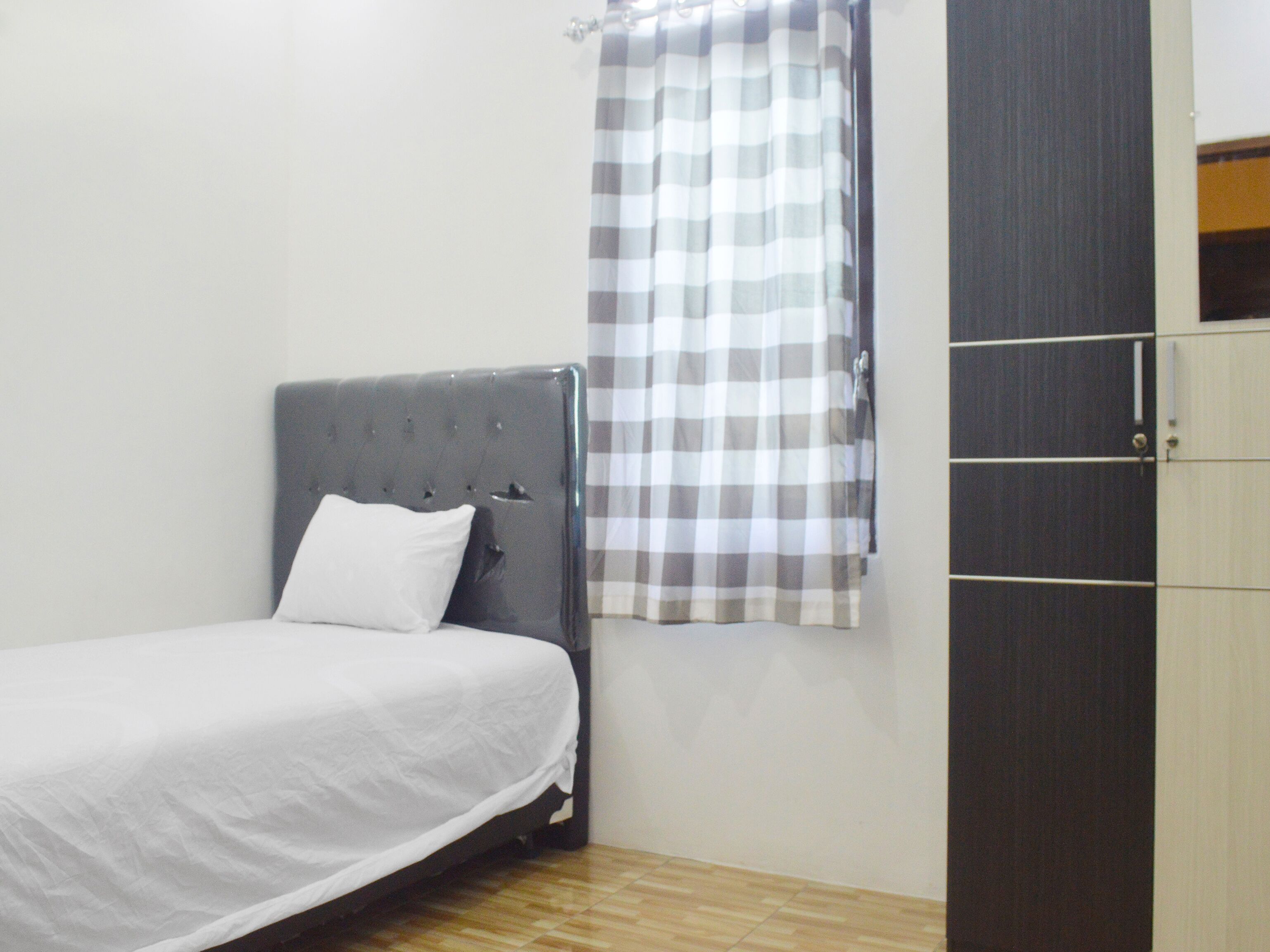 Spot On Kharisma Guest House
