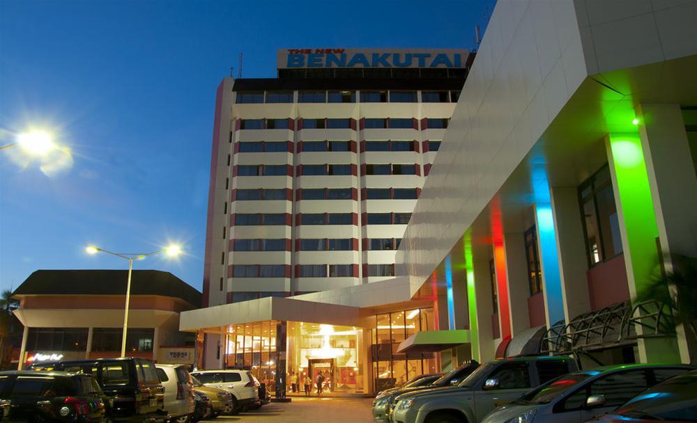 Capital O 1963 Hotel The New Benakutai