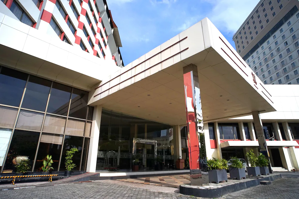 Capital O 1963 Hotel The New Benakutai