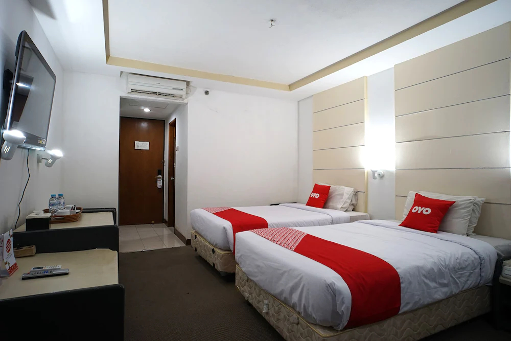 Capital O 1963 Hotel The New Benakutai