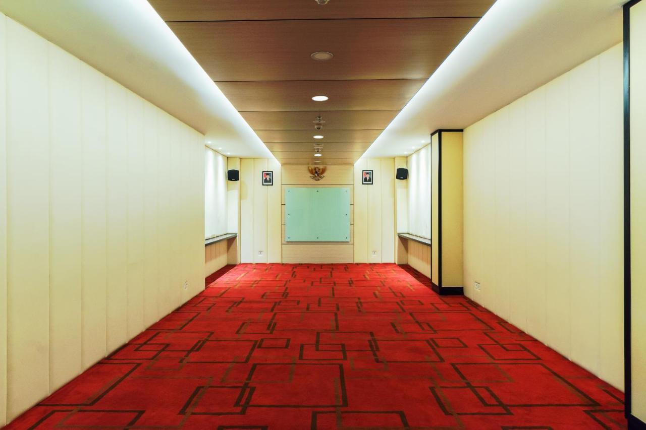 Best World Kindai Hotel