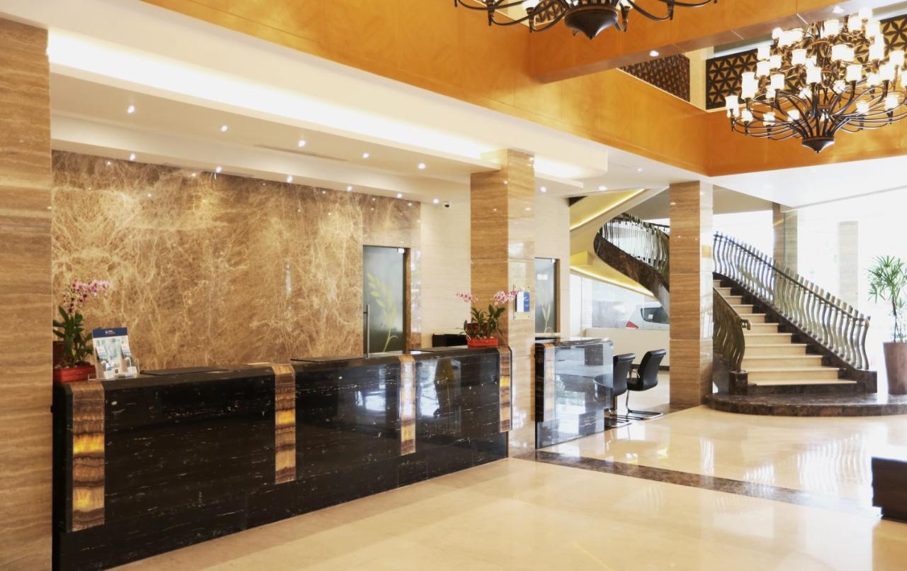 Best World Kindai Hotel