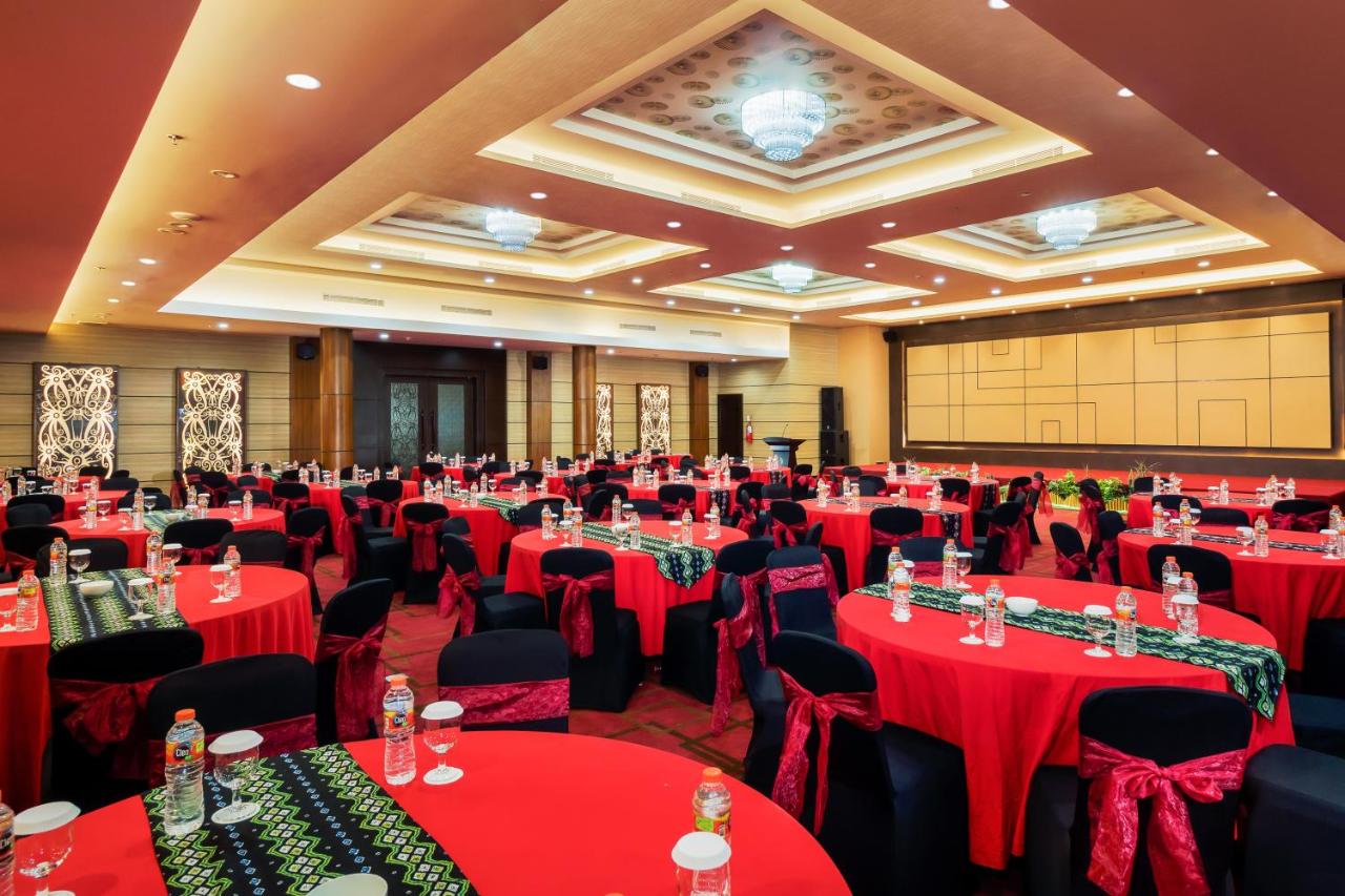 Best World Kindai Hotel