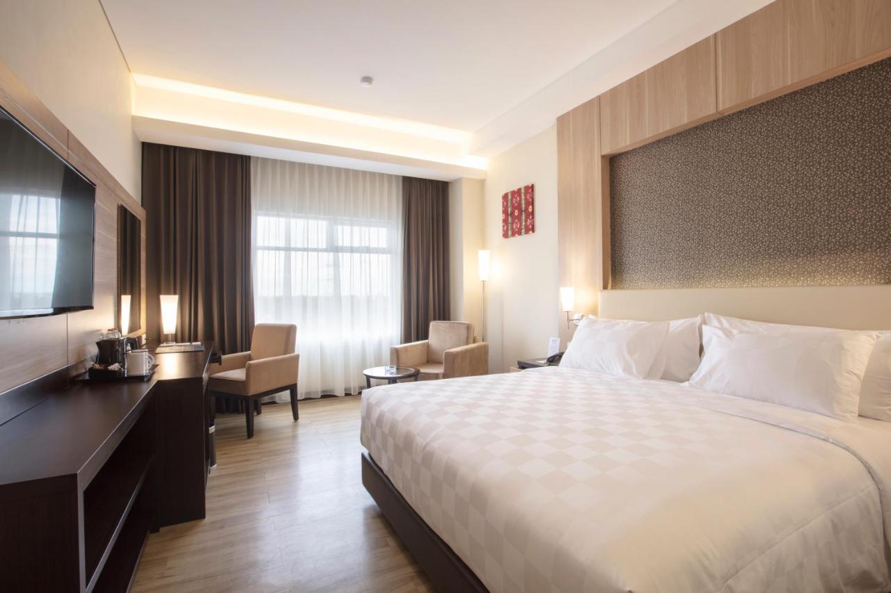 Best World Kindai Hotel