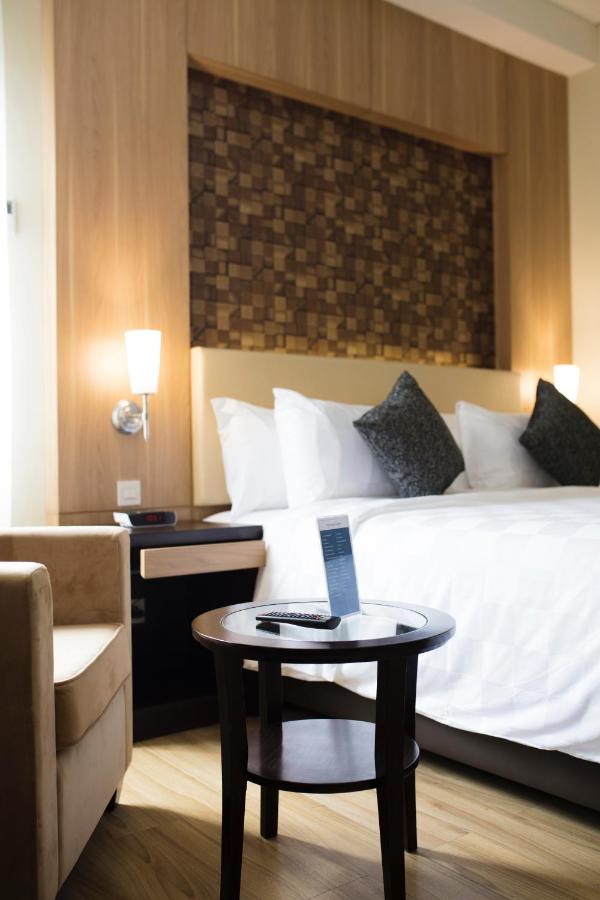 Best World Kindai Hotel