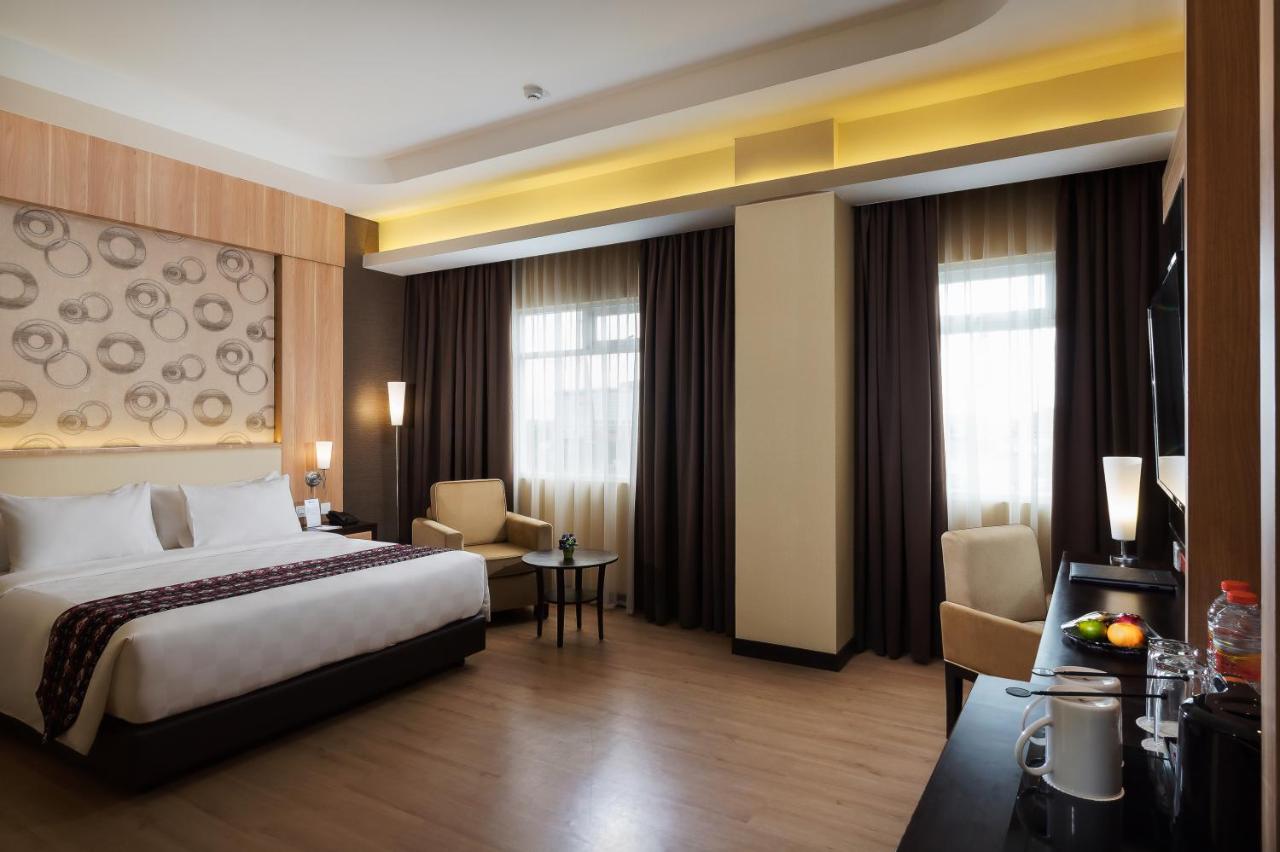 Best World Kindai Hotel