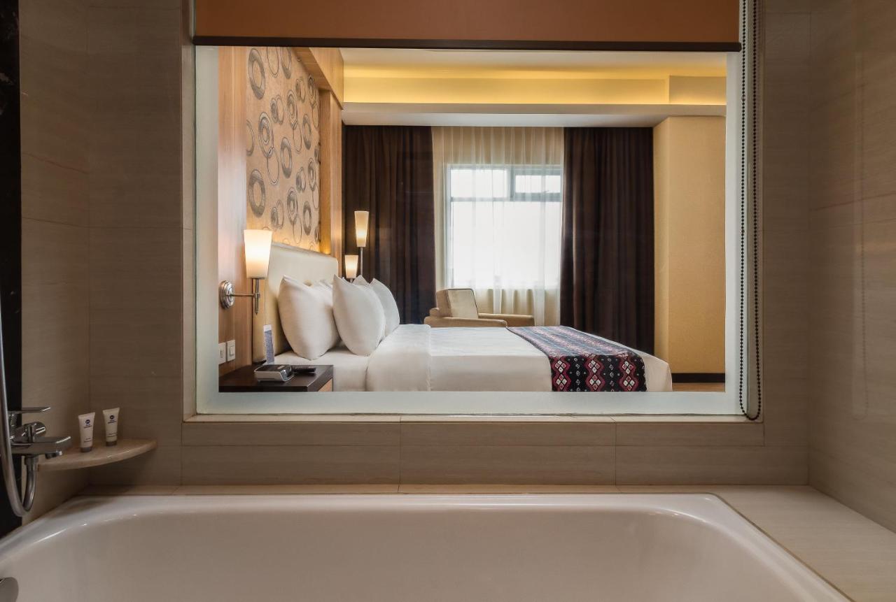 Best World Kindai Hotel