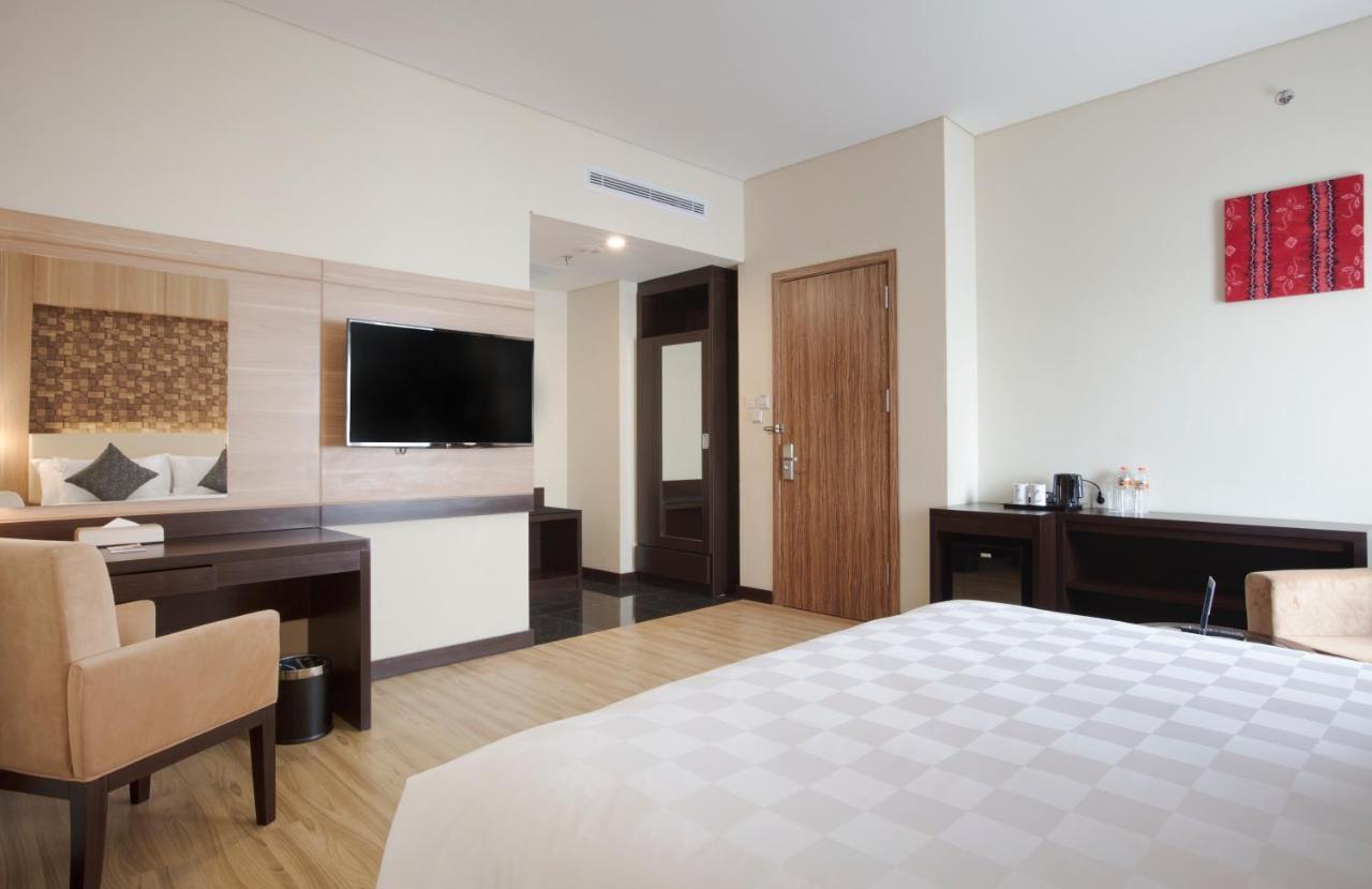 Best World Kindai Hotel