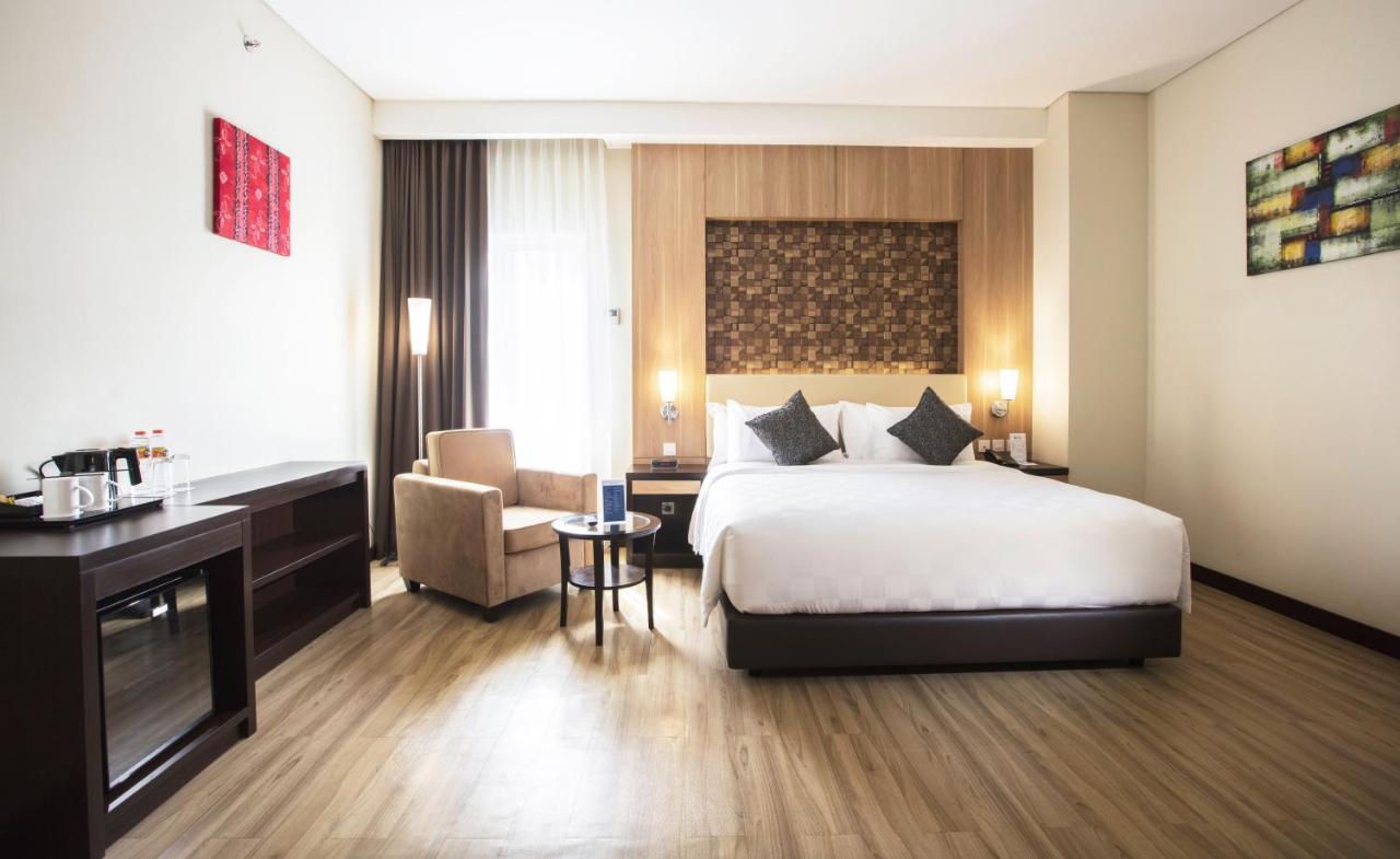 Best World Kindai Hotel