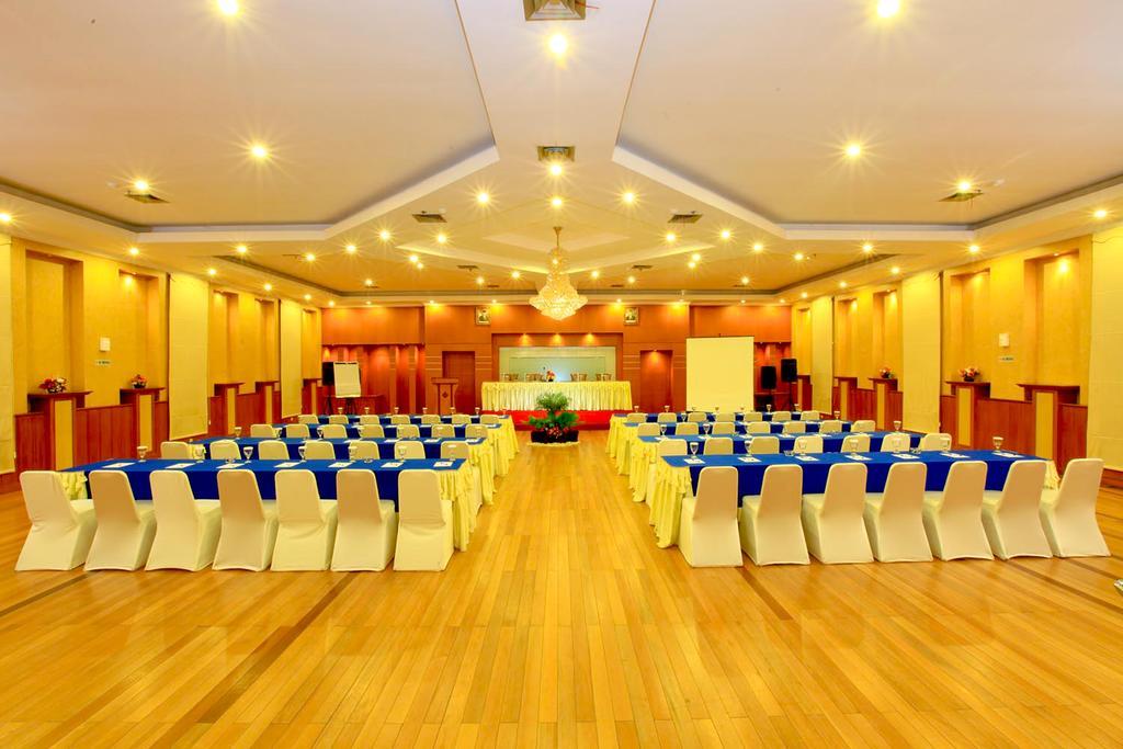 Blue Atlantic International Hotel