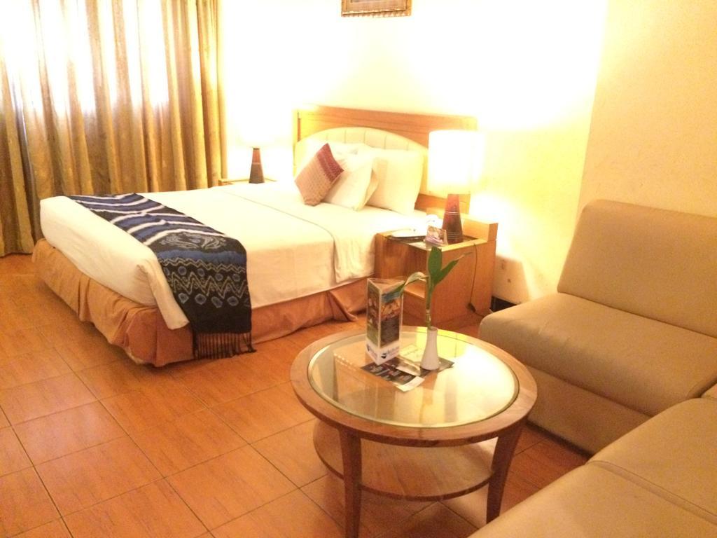 Blue Atlantic International Hotel