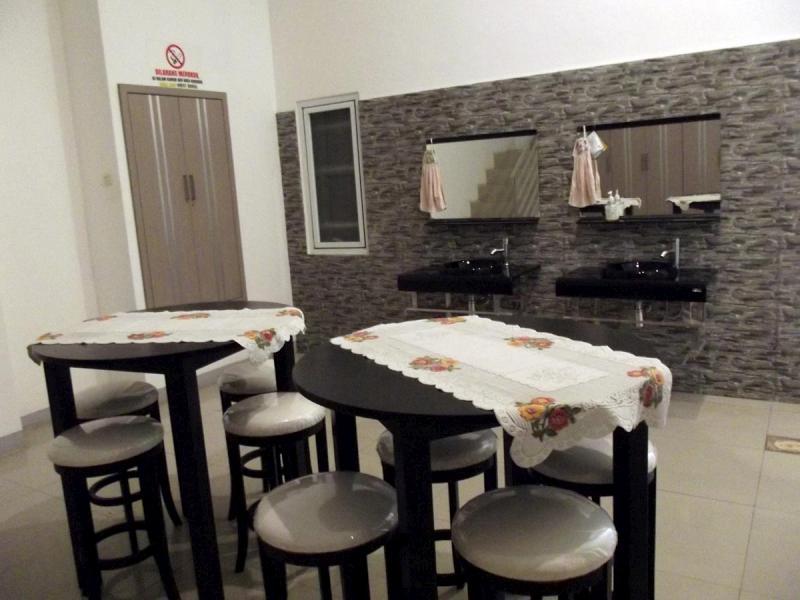 Bumi Mas Guest House