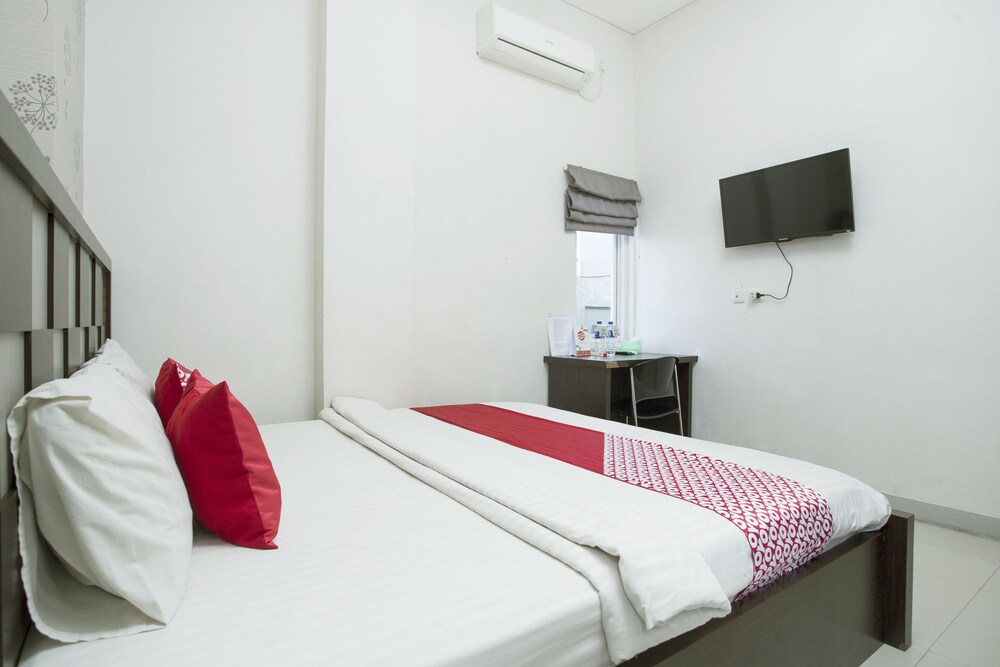Bumi Mas Guest House by OYO