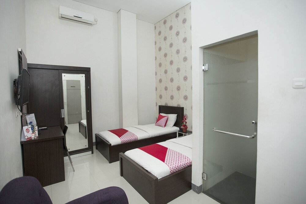Bumi Mas Guest House by OYO
