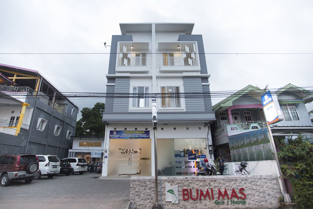 Bumi Mas Guest House by OYO