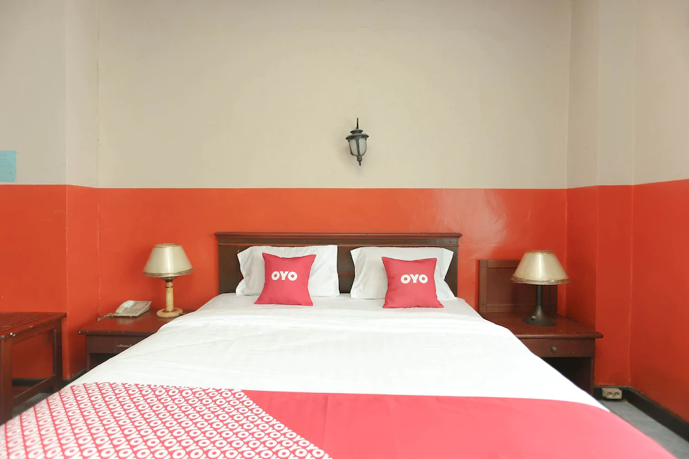 Hotel Kharisma by OYO Rooms