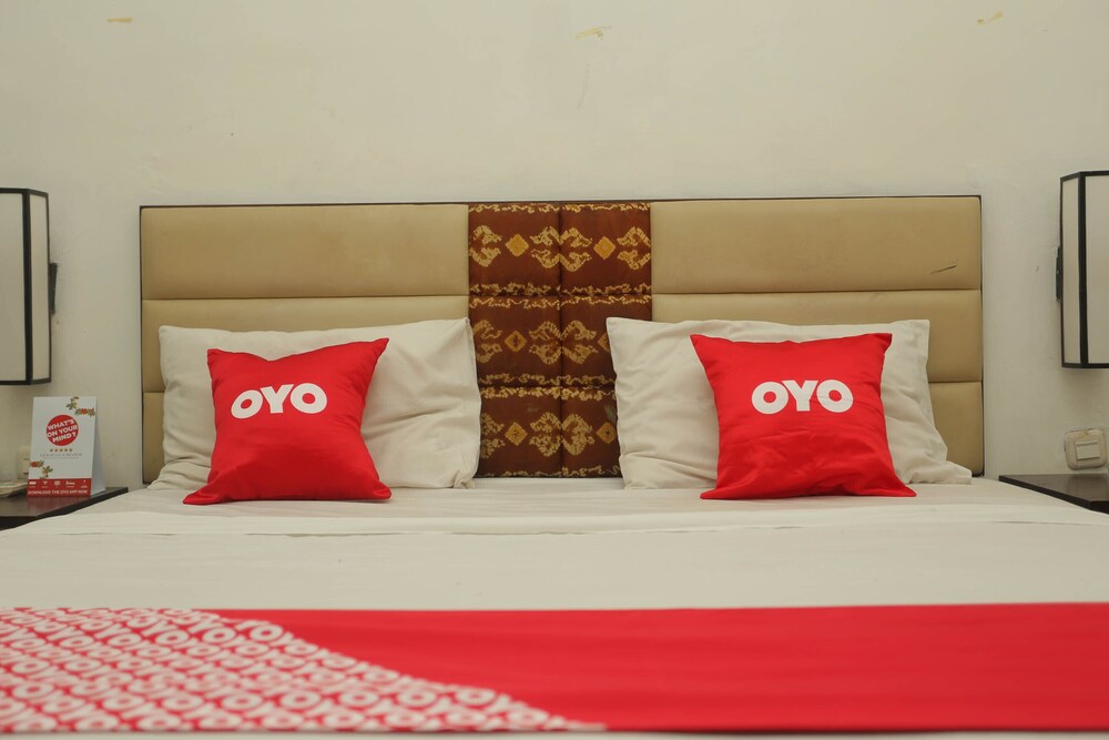 Hotel Sembilan Sembilan by OYO Rooms