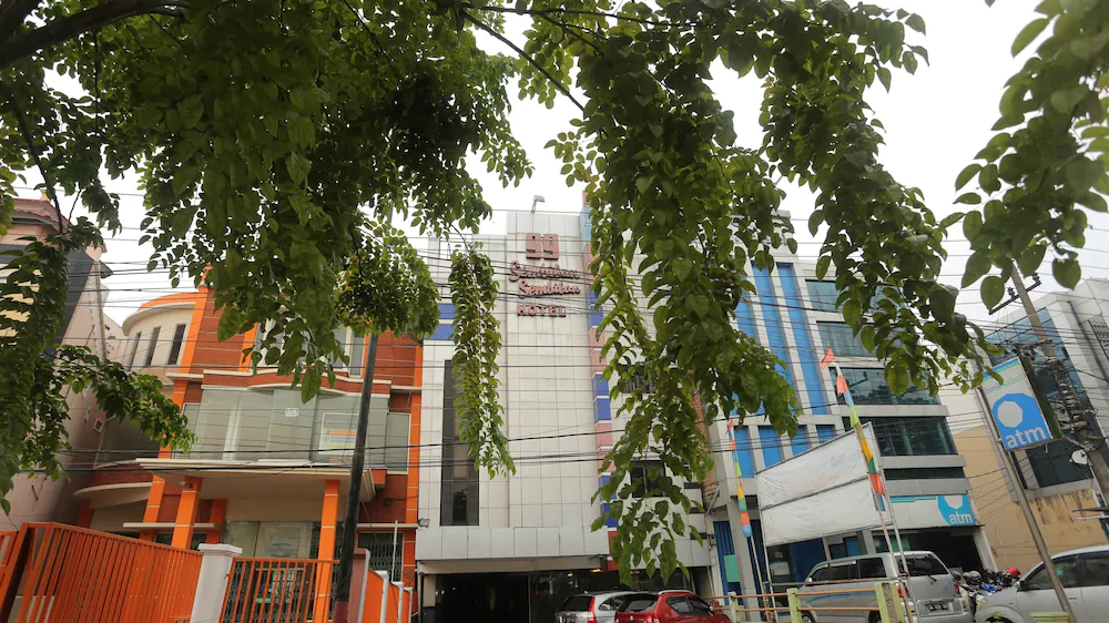 Hotel Sembilan Sembilan by OYO Rooms