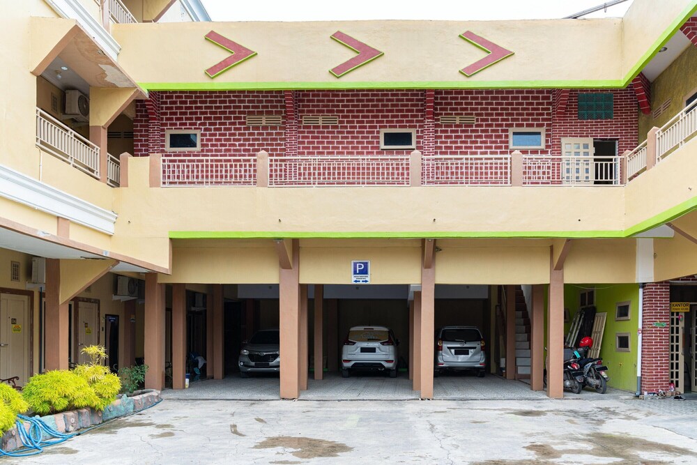 Pondok Golden by RedDoorz