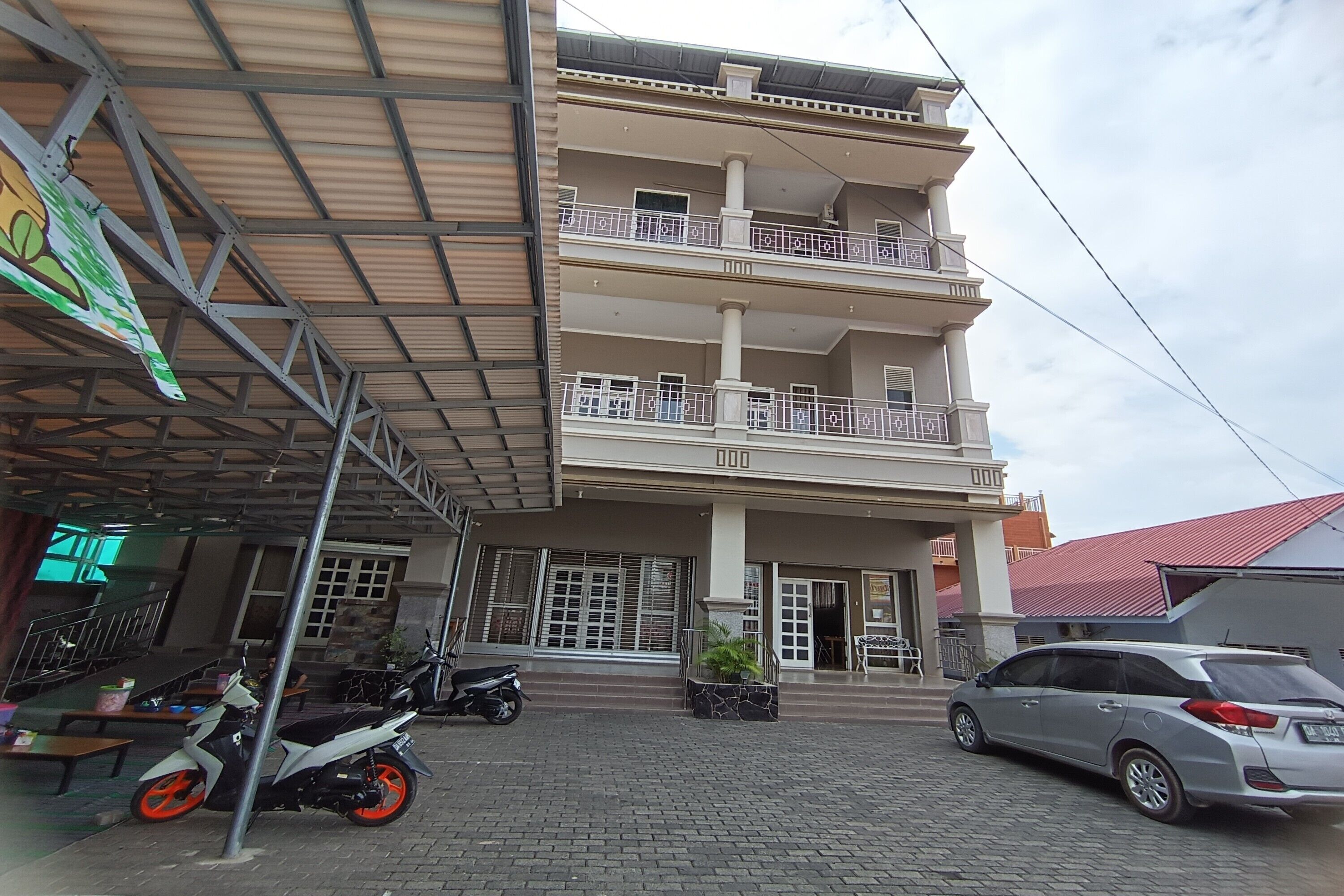 Pondok Puti Sartika Syariah By Oyo