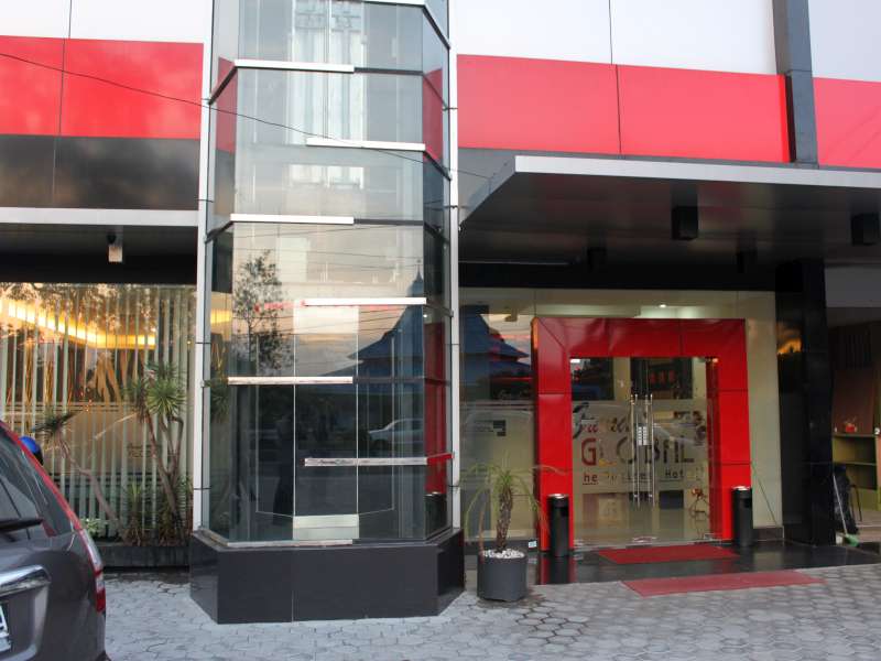 Grand Global Hotel