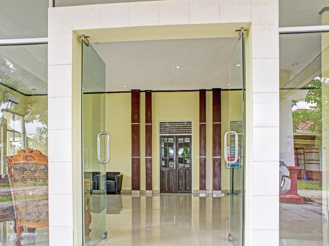Hotel Aman by OYO Rooms
