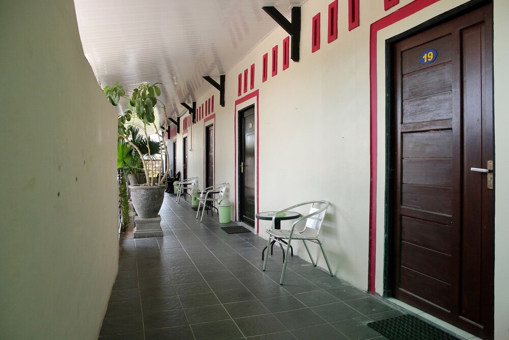 Wisma Malawen by OYO Rooms