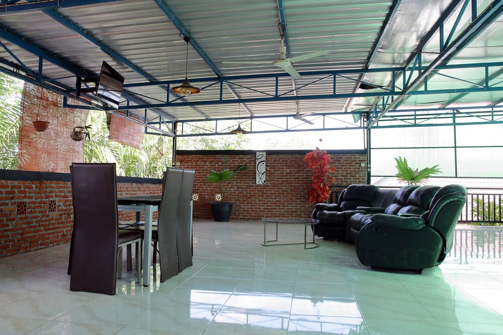 Wisma Malawen by OYO Rooms