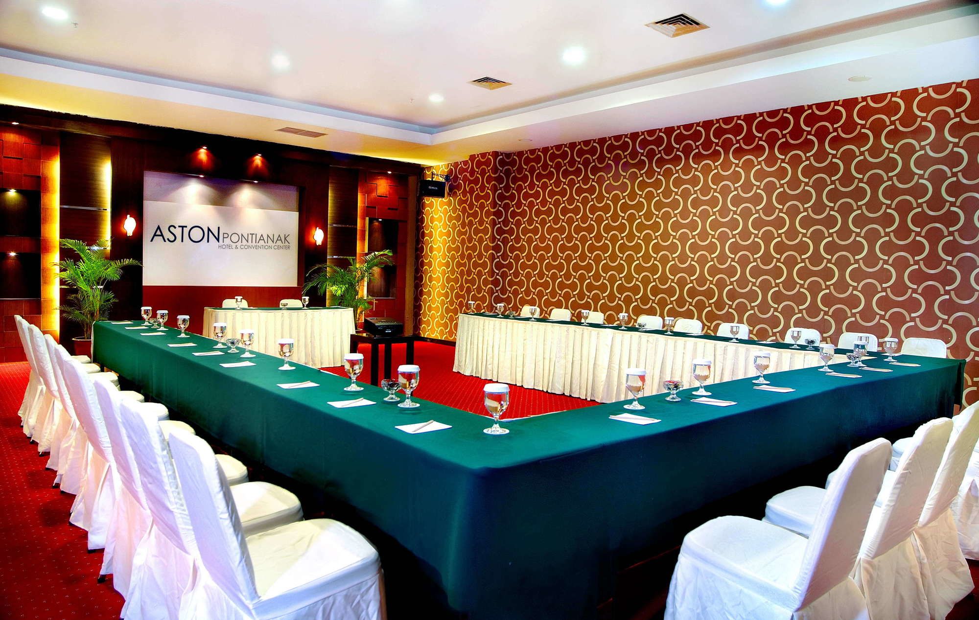 Aston Pontianak Hotel & Convention Center