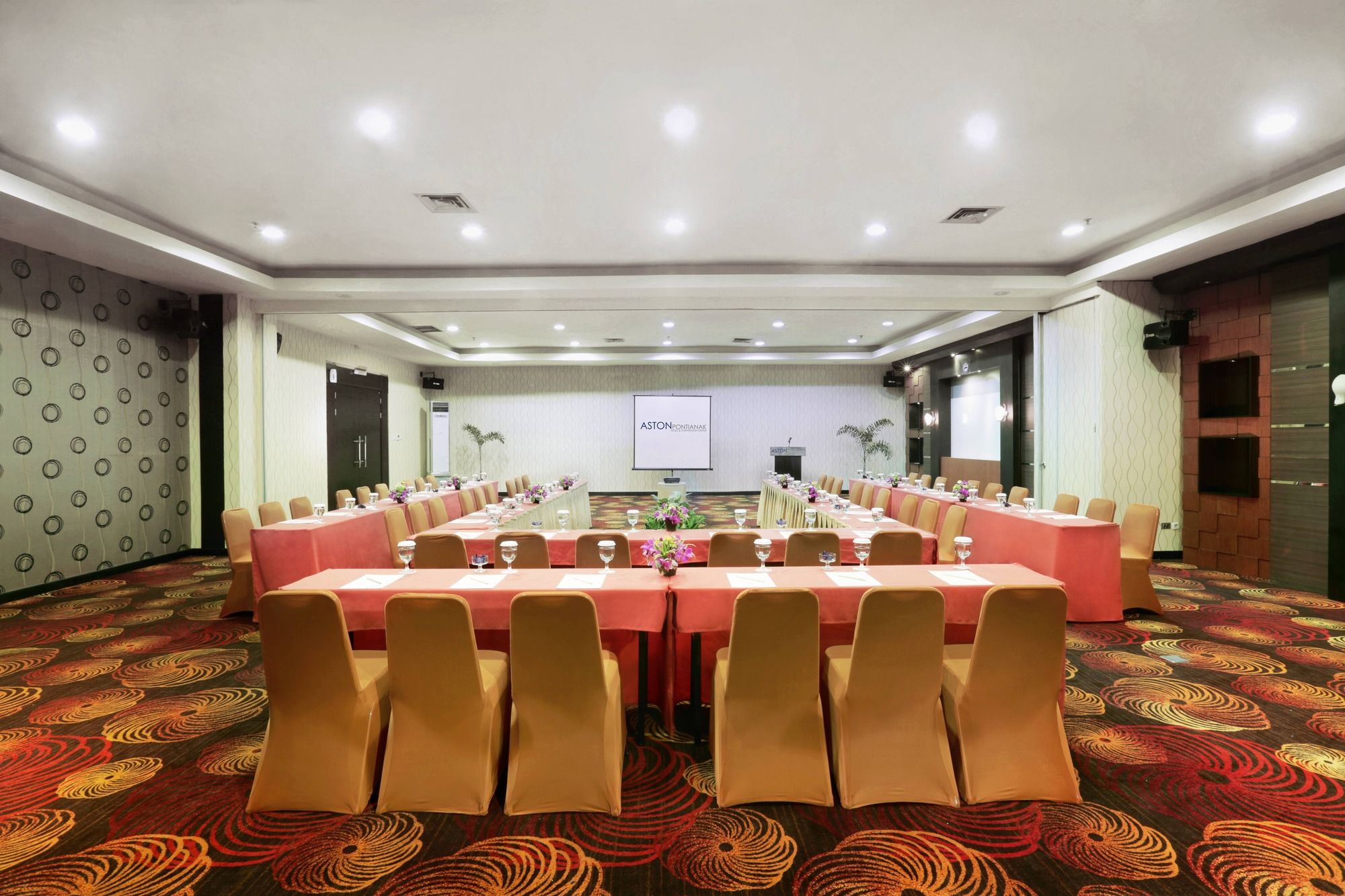 Aston Pontianak Hotel & Convention Center