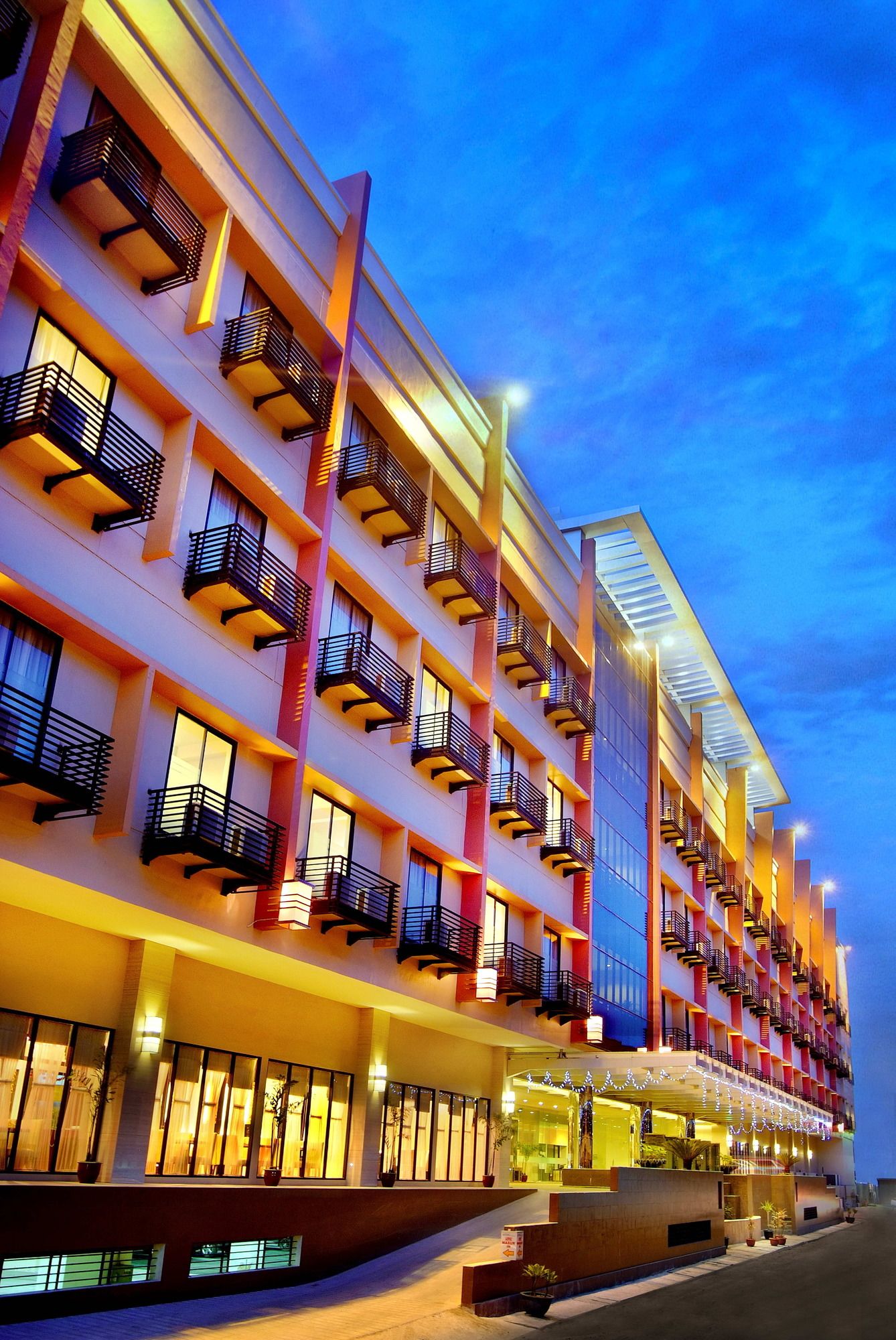 Aston Pontianak Hotel & Convention Center