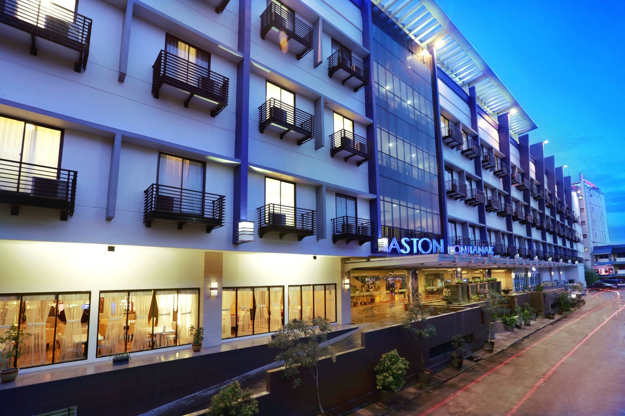 Aston Pontianak Hotel & Convention Center