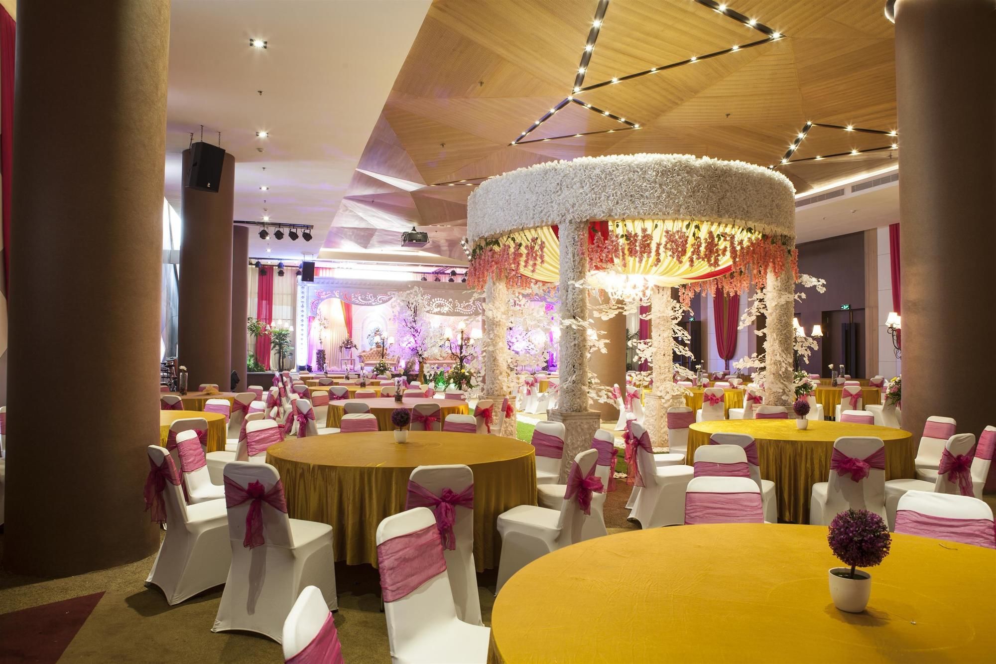 Golden Tulip Pontianak