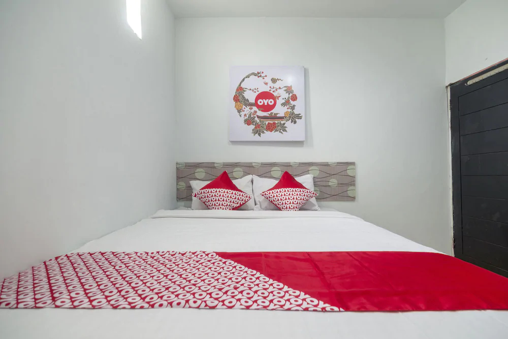 Hm Guest House by OYO Rooms