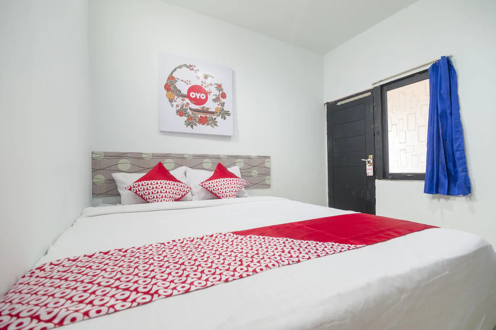 Hm Guest House by OYO Rooms