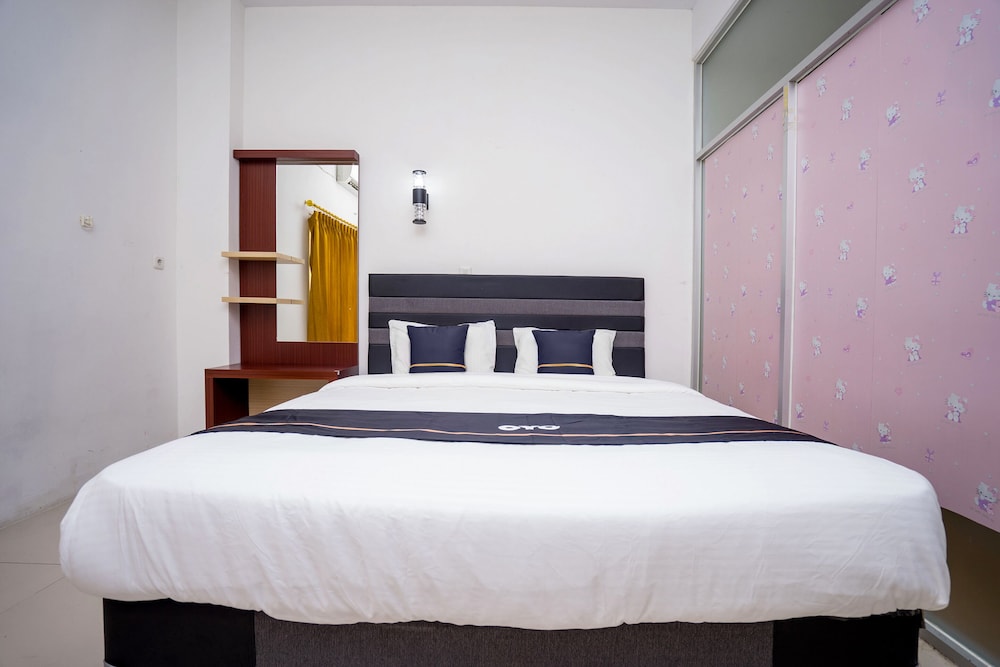 Des Guest House by Oyo Rooms