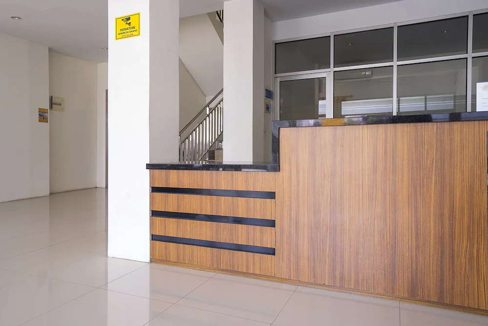 Des Guest House by Oyo Rooms