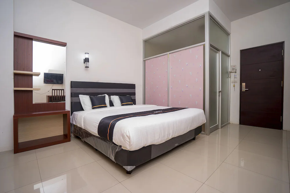 Des Guest House by Oyo Rooms