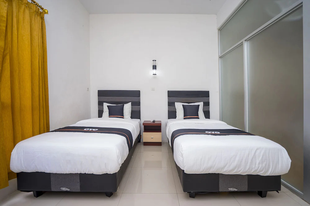Des Guest House by Oyo Rooms