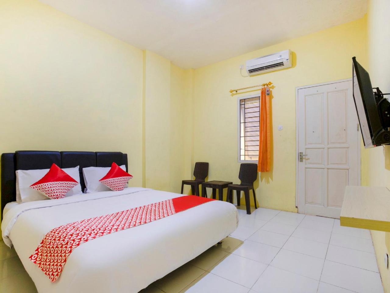 Hsp Residence by OYO Rooms