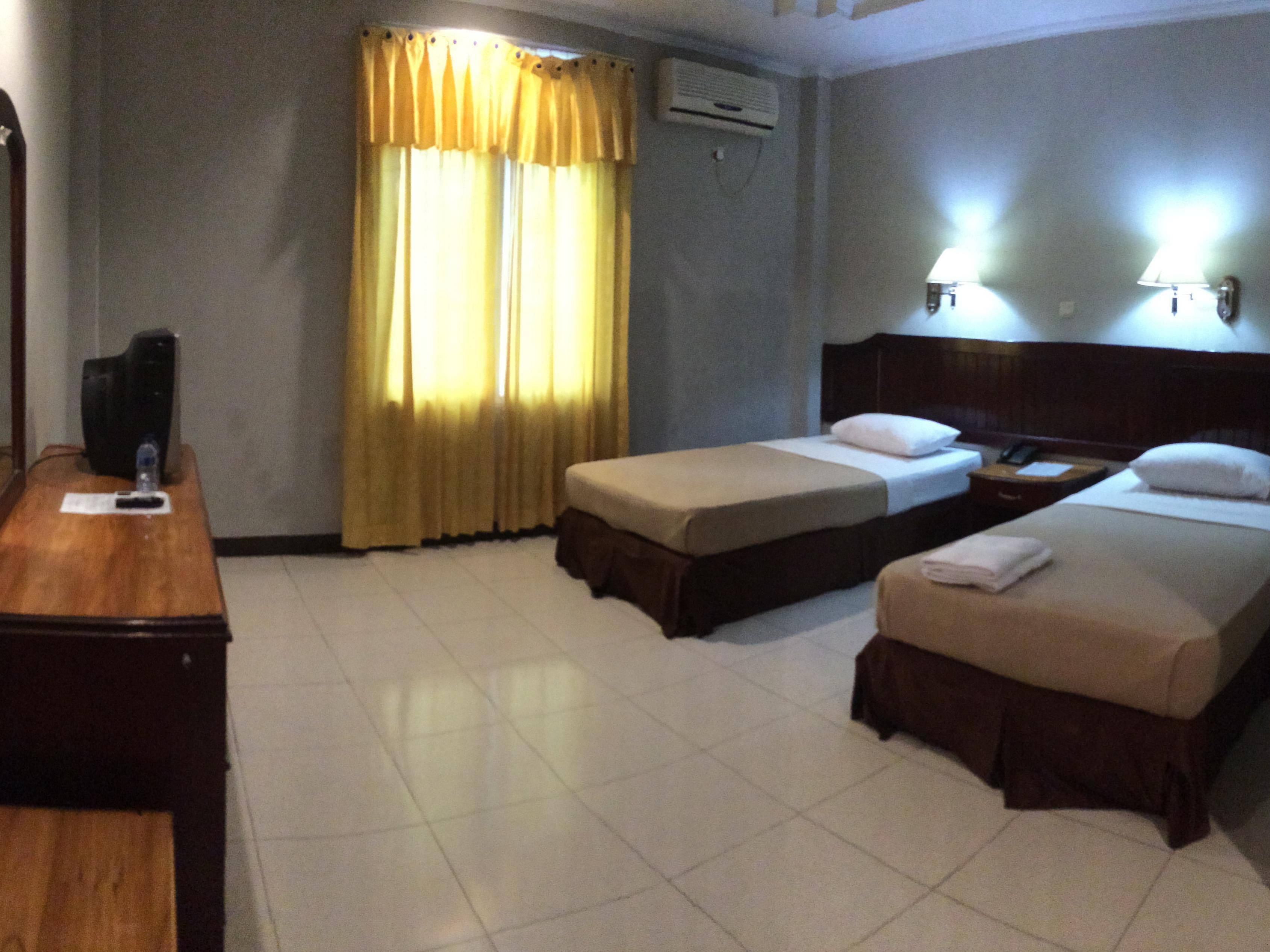 Grand Taufiq Hotel