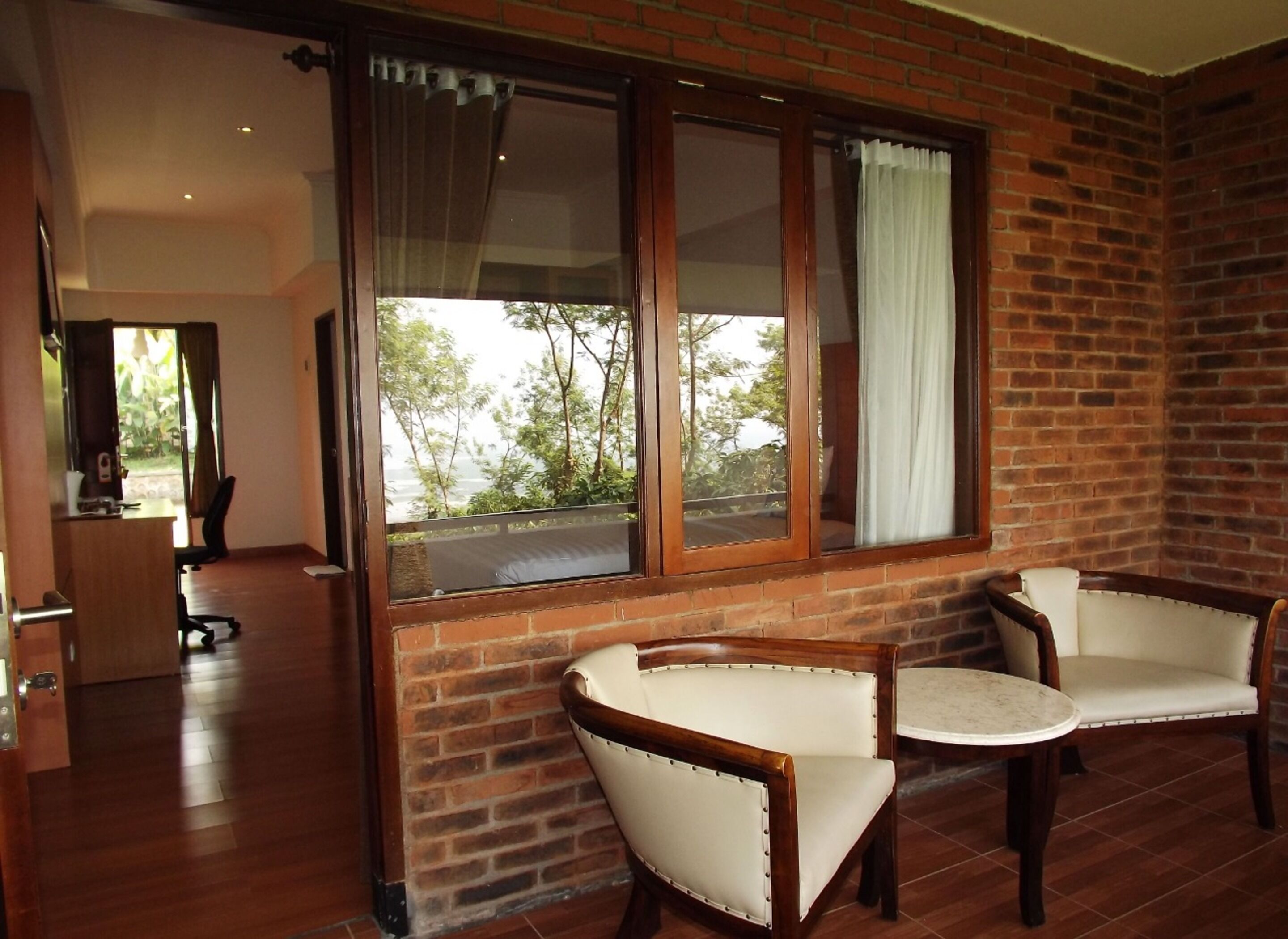 Banaran 9 Resort Hotel