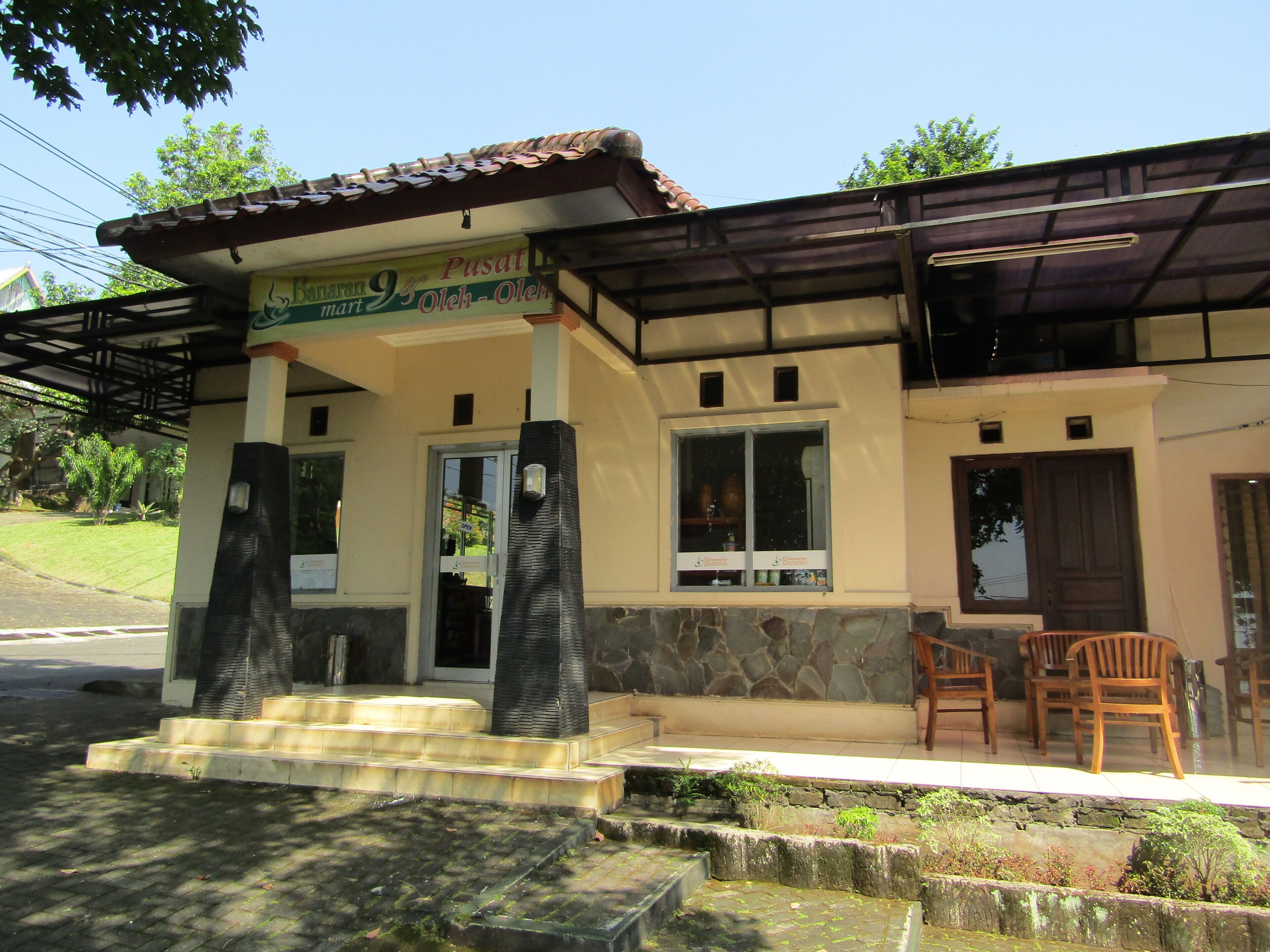 Banaran 9 Resort Hotel