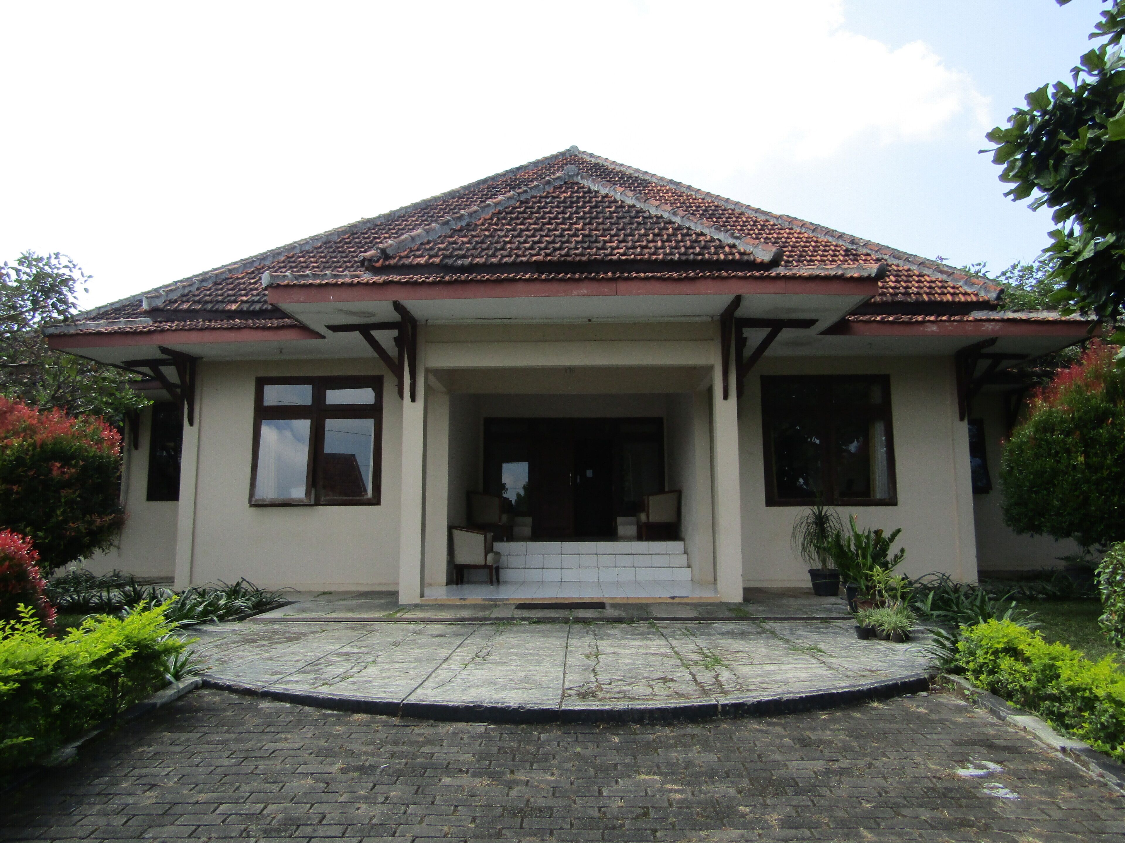 Banaran 9 Resort Hotel
