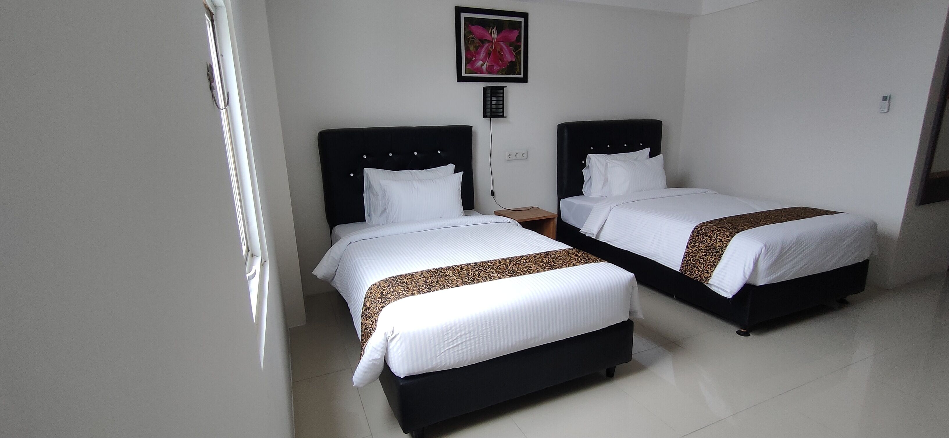 Golden Ganesha Yogyakarta By Ecommerceloka